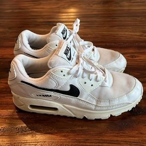 Nike Air Max - Women’s Size 8.5